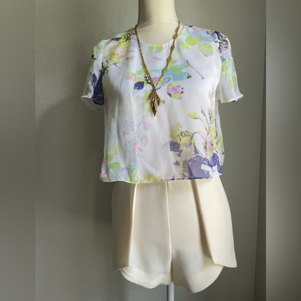 BCBGeneration floral Romper Size 0